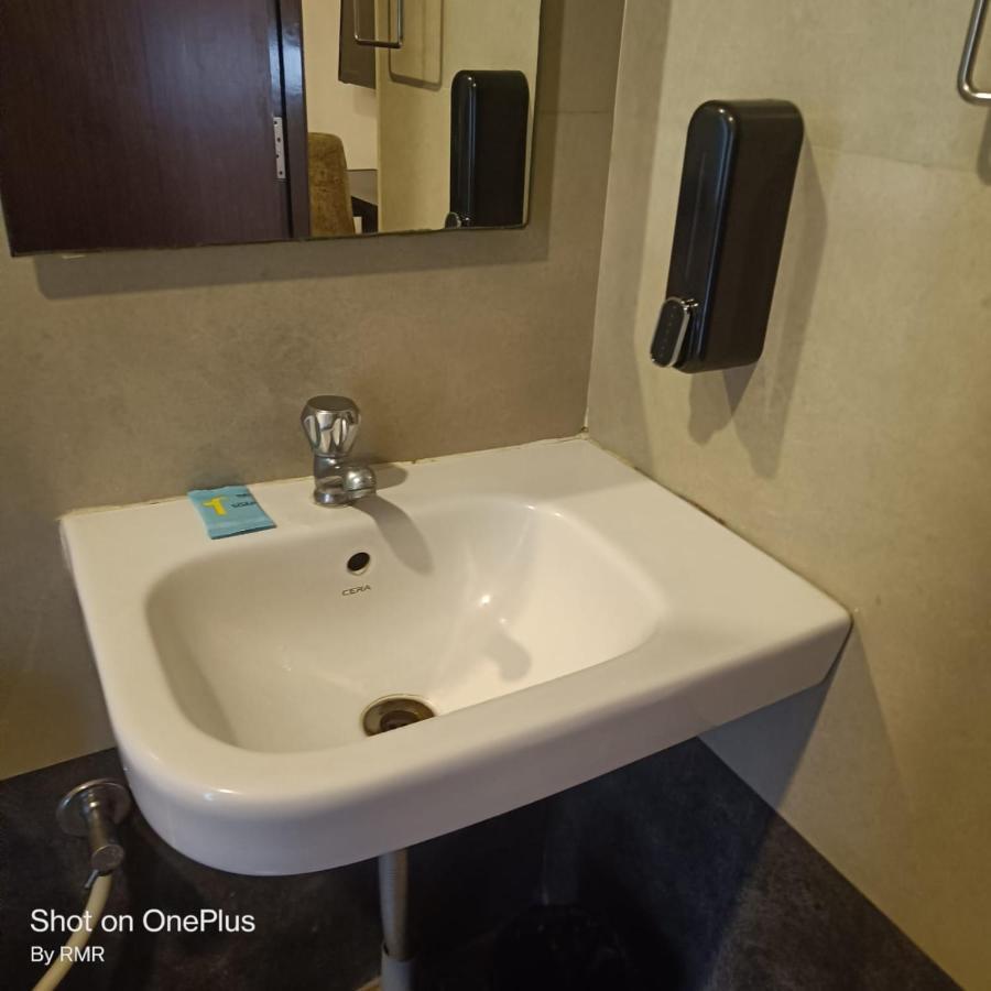 העיר בנגלור Astra Hotels & Suites - Hsr Layout Sector 1, Near Ecospace Bellandur מראה חיצוני תמונה
