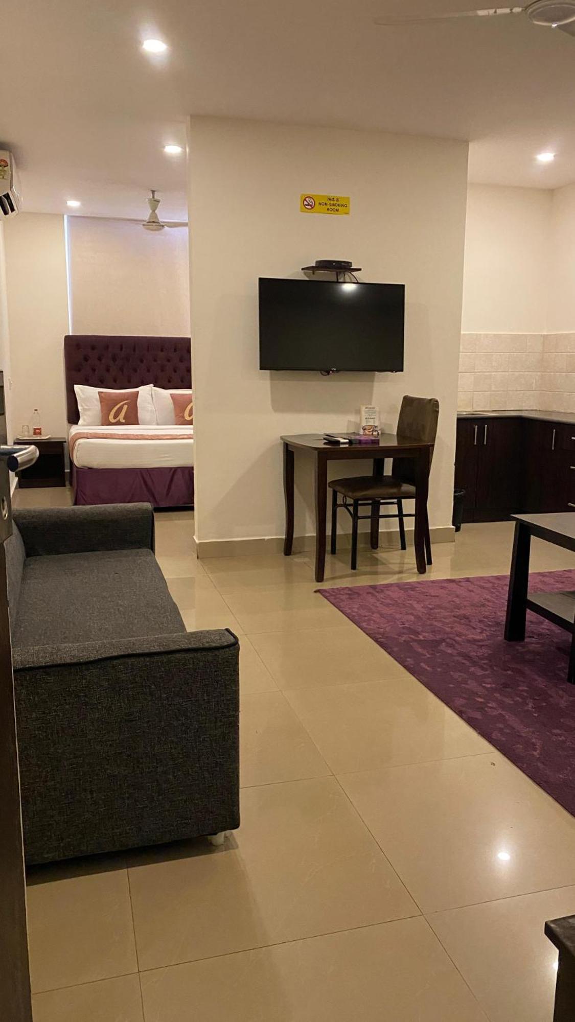 העיר בנגלור Astra Hotels & Suites - Hsr Layout Sector 1, Near Ecospace Bellandur מראה חיצוני תמונה